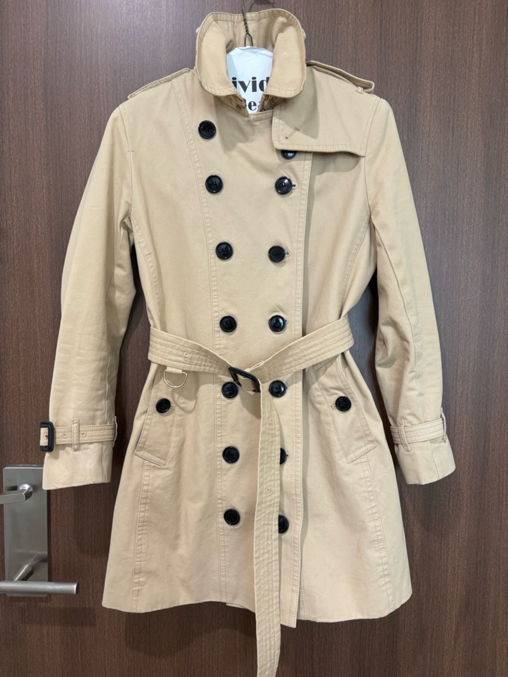 Burberry Sandringham Trench with Rare Button Belt